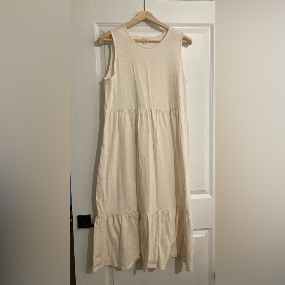 Old Navy cream midi dress